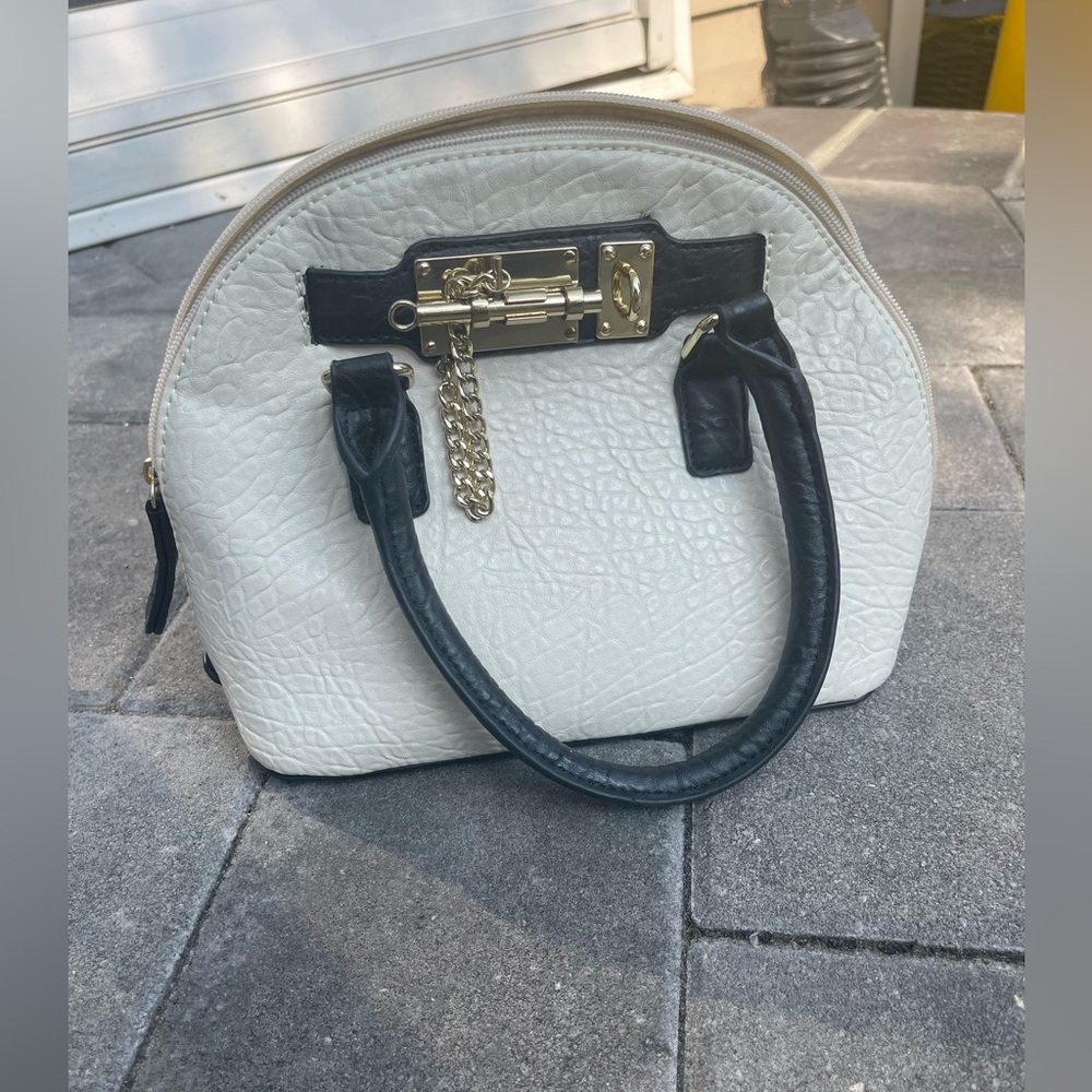 Top handle bag with gold hardwear *MUST BUY*